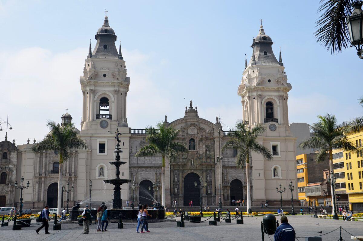 Lima Cathedral Basilica on Plaza Mayor, colonial architecture