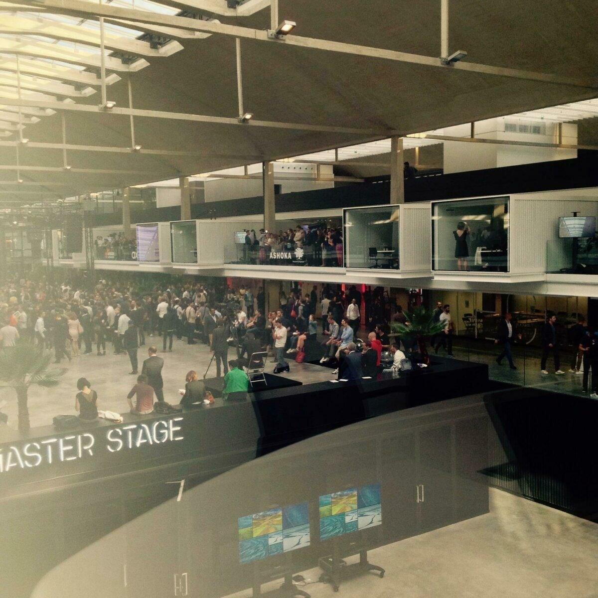 Station F in Paris, iconic hub for startups: illustration of entrepreneurial growth