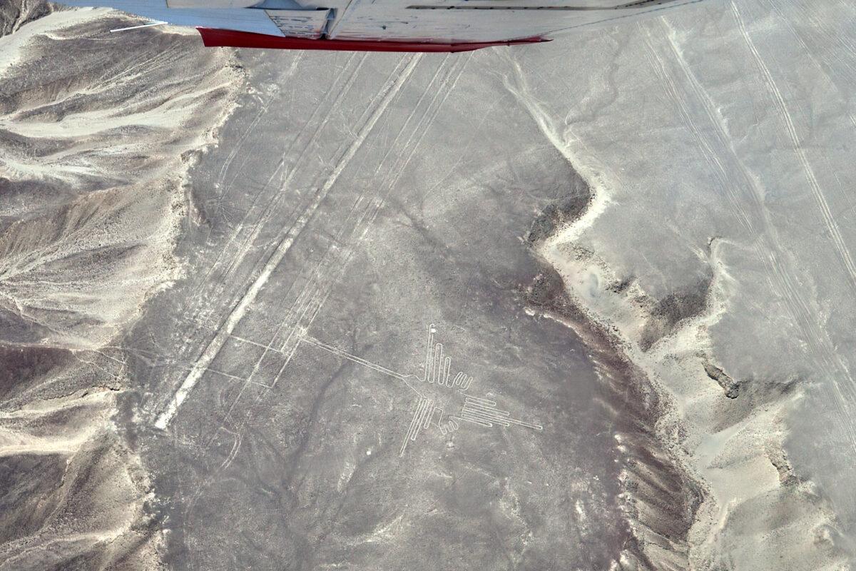 Hummingbird geoglyph seen from the sky, Nazca Lines, Peruvian desert