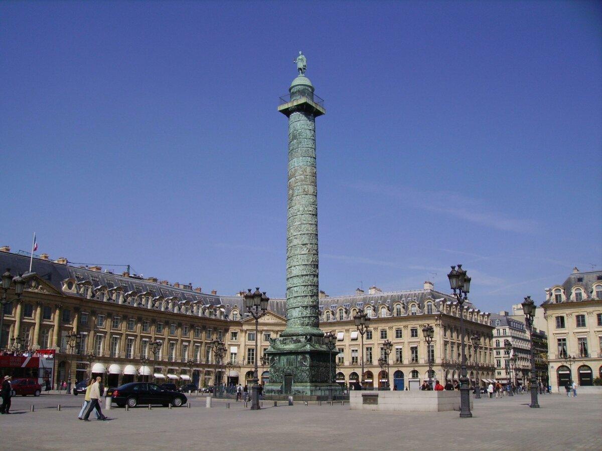 Vendôme Column on Place Vendôme, near the Opéra district in Paris