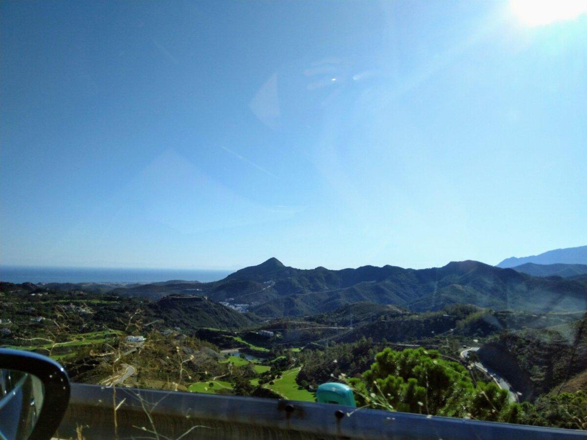 Ruta A-397 entre Marbella y Ronda, vista panorámica de la costa