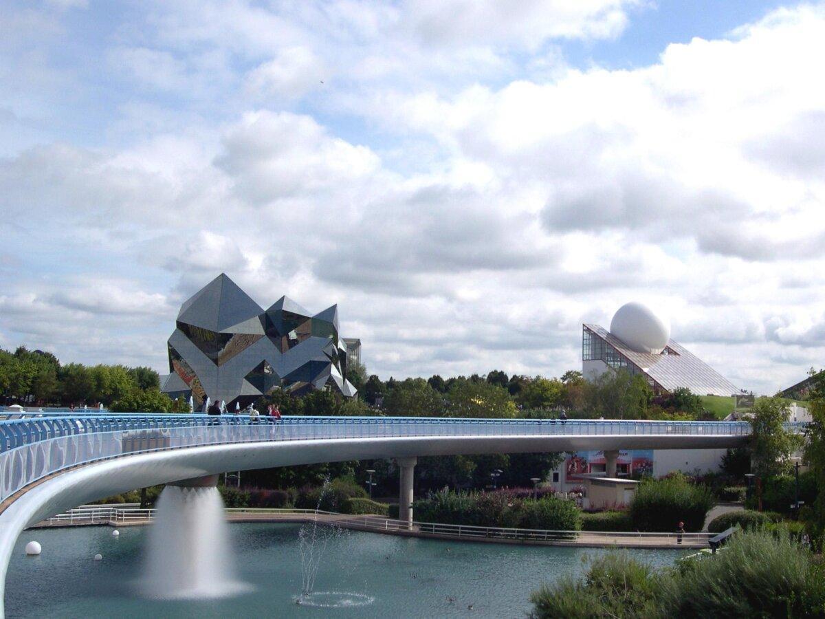 Kinémax and geometric pavilions of the Futuroscope park