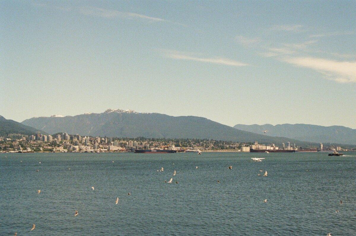 Vancouver skyline with mountains in the background