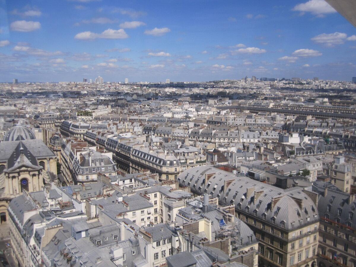 Panoramablick über die Dächer von Paris