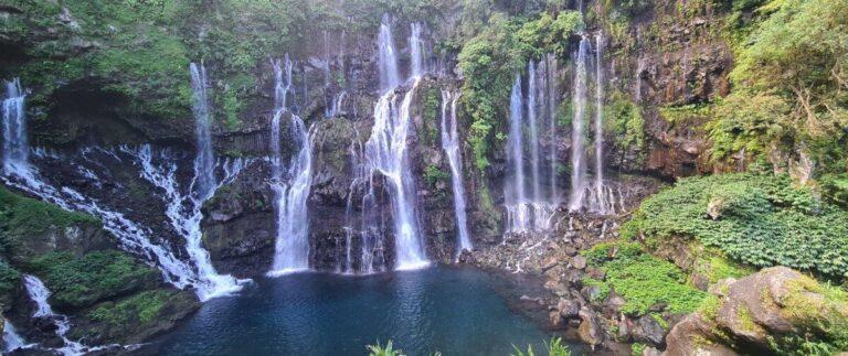 Cascades Langevin à La Réunion, grandes chutes d’eau et bassin