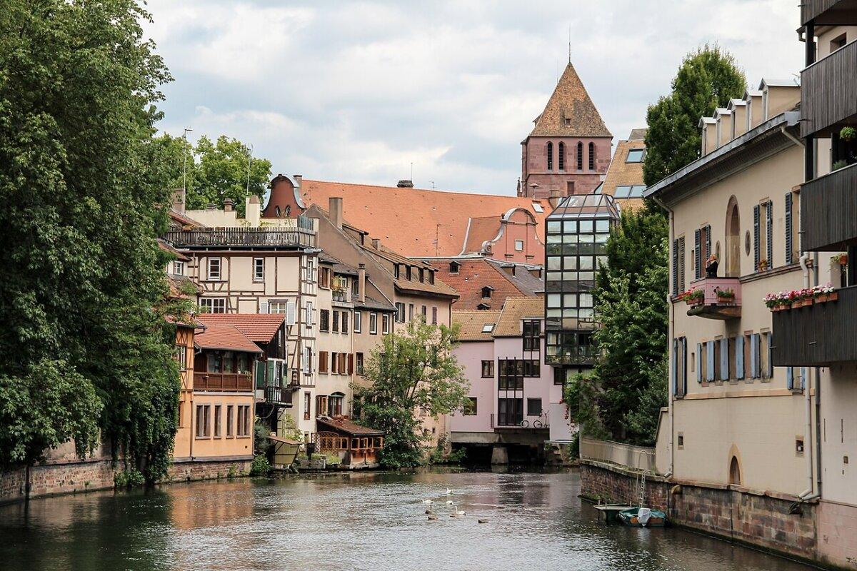 Petite France en Estrasburgo, Francia