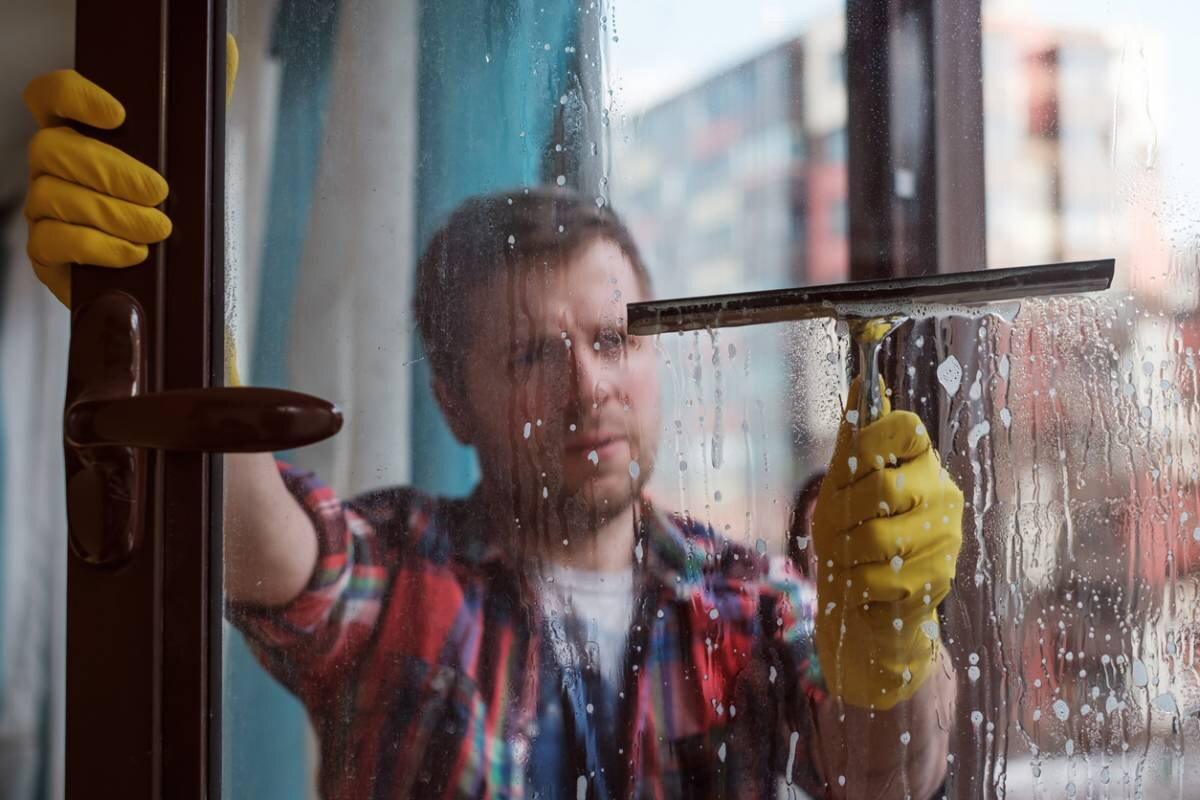 clean window maintenance practices
