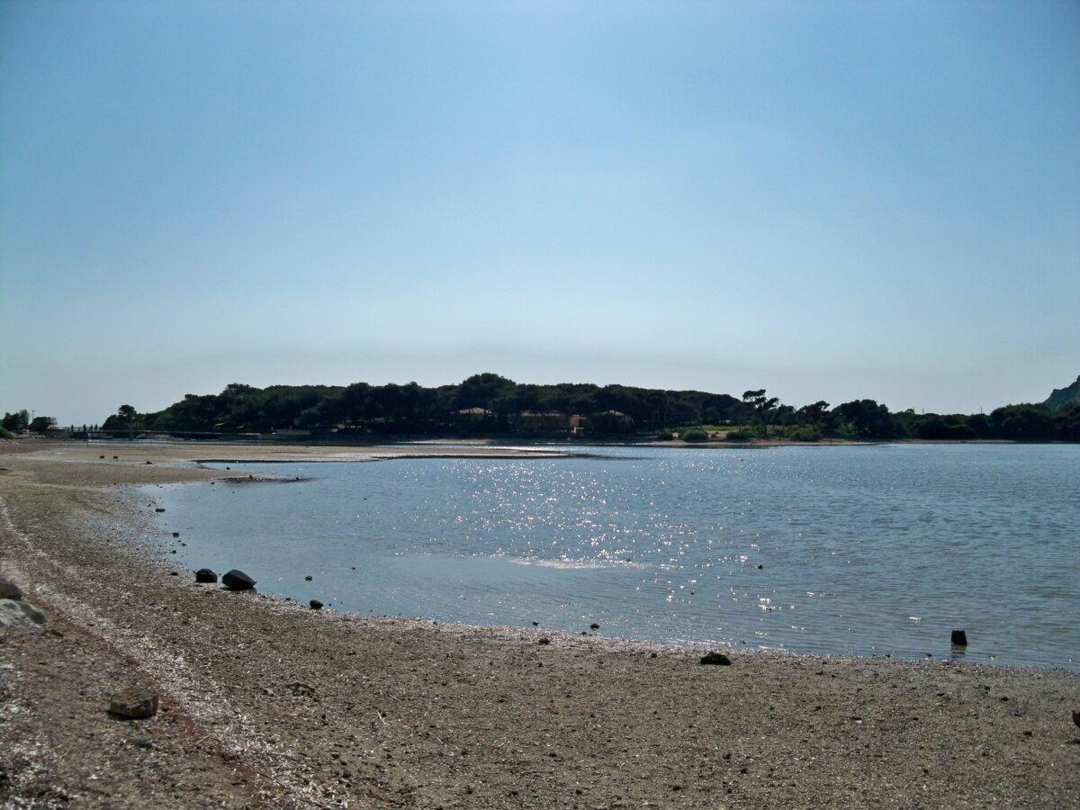 Gran Gaou y playa de Le Brusc en Six-Fours-les-Plages