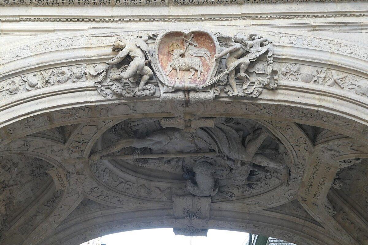Gros-Horloge der Stadt Rouen im historischen Zentrum